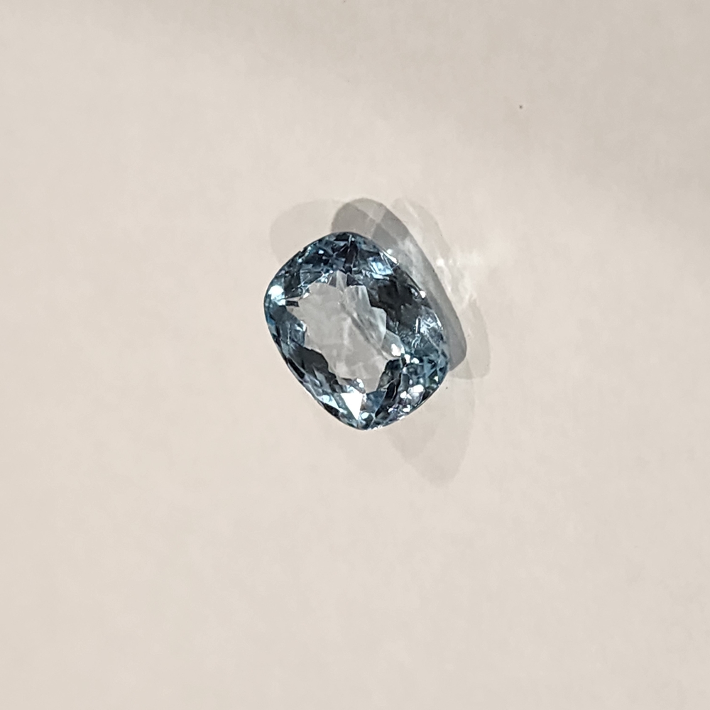 Elegant Blue Aquamarine Gemstone